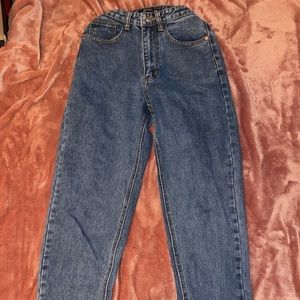 Medium Blue Mom Jeans!! With slit on back leg.